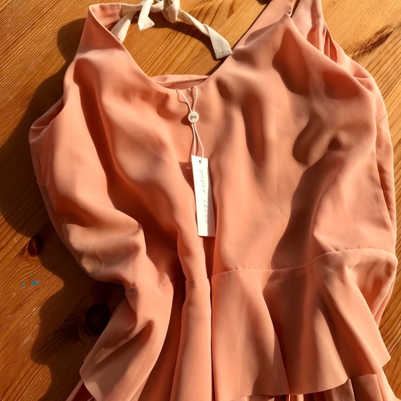 NEW  Paper Crown  dress - Picture 2 of 2